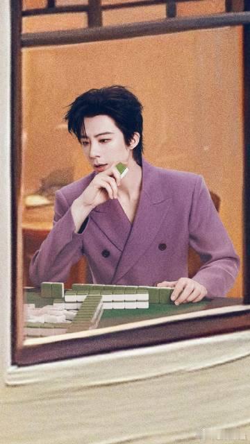 成都站海报一出，直接被刘宇宁的心意狠狠戳中！一人分身五角，踏遍成都烟火，演员与歌