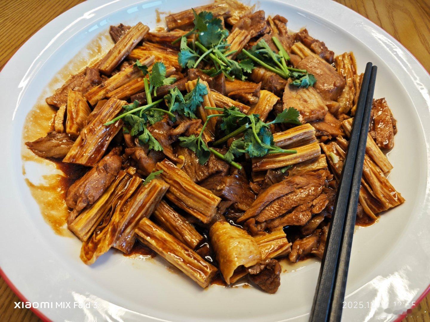 特别好吃的川菜和陕西面。