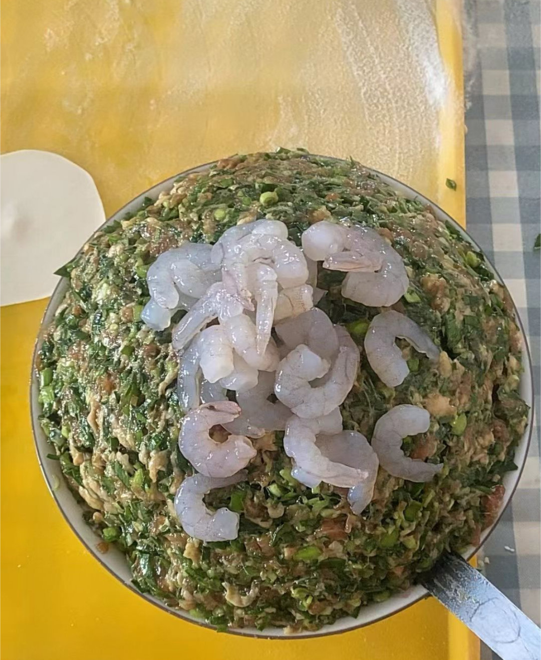 今天这饺子煮的有点多，貌似我自己吃不完呀