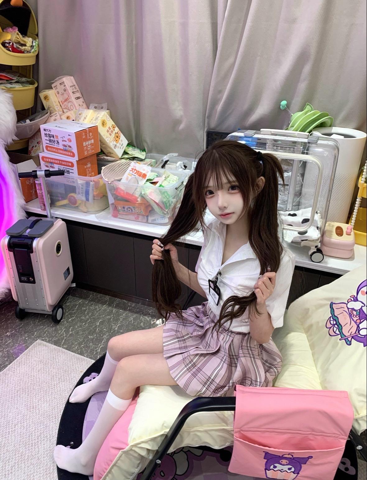 被爱才能像小孩。