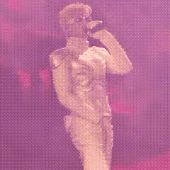 看不懂，完全不懂王鹤棣唱个歌就好好唱，整这些个动作真的难登大雅之堂，可