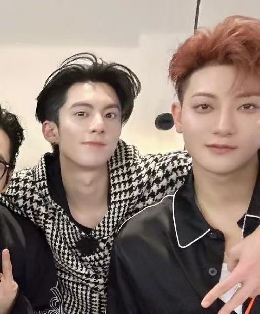 黄子韬王鹤棣魔丸之间的吸引力王鹤棣黄子韬魔丸对决这把真是魔丸大对决了