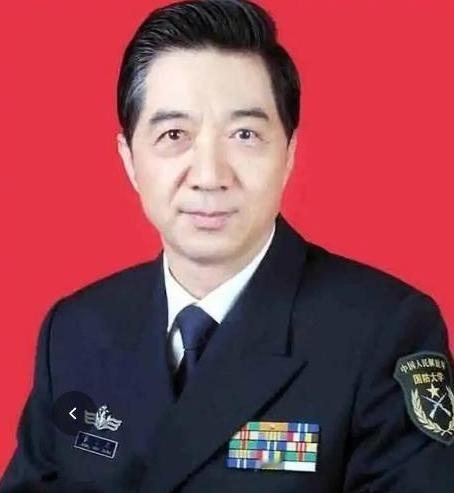 中国最“不靠谱”的专家，公然在央视忽悠，为何能爆火这么多年？先别急着笑。真正