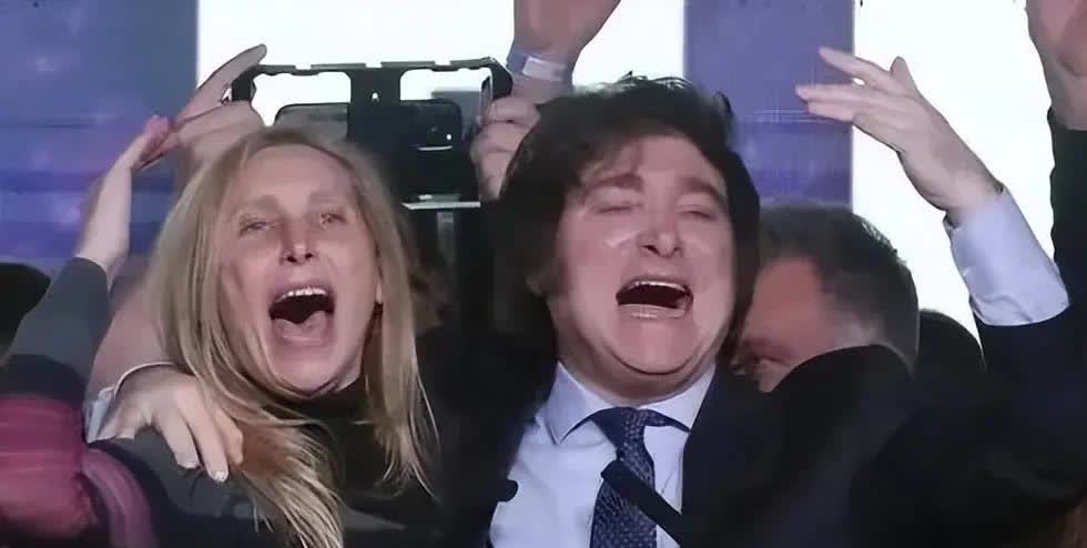 遗憾！阿根廷米莱神话破产！向全世界展现出高度反对阿根廷传统政治固疾——腐