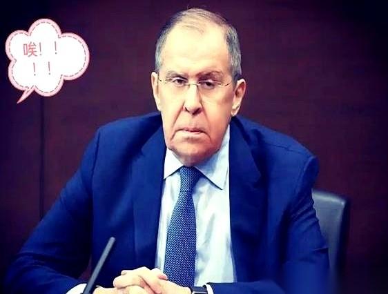 一场决定国运的会，普京都坐那儿了，可他那个跟了他20多年的老伙计，外交部长拉夫罗