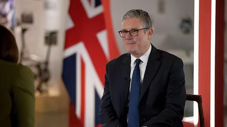 1月30日晚上，斯塔默在上海亲自表态，非常高明。他说：“英国和美国是非常亲密的盟