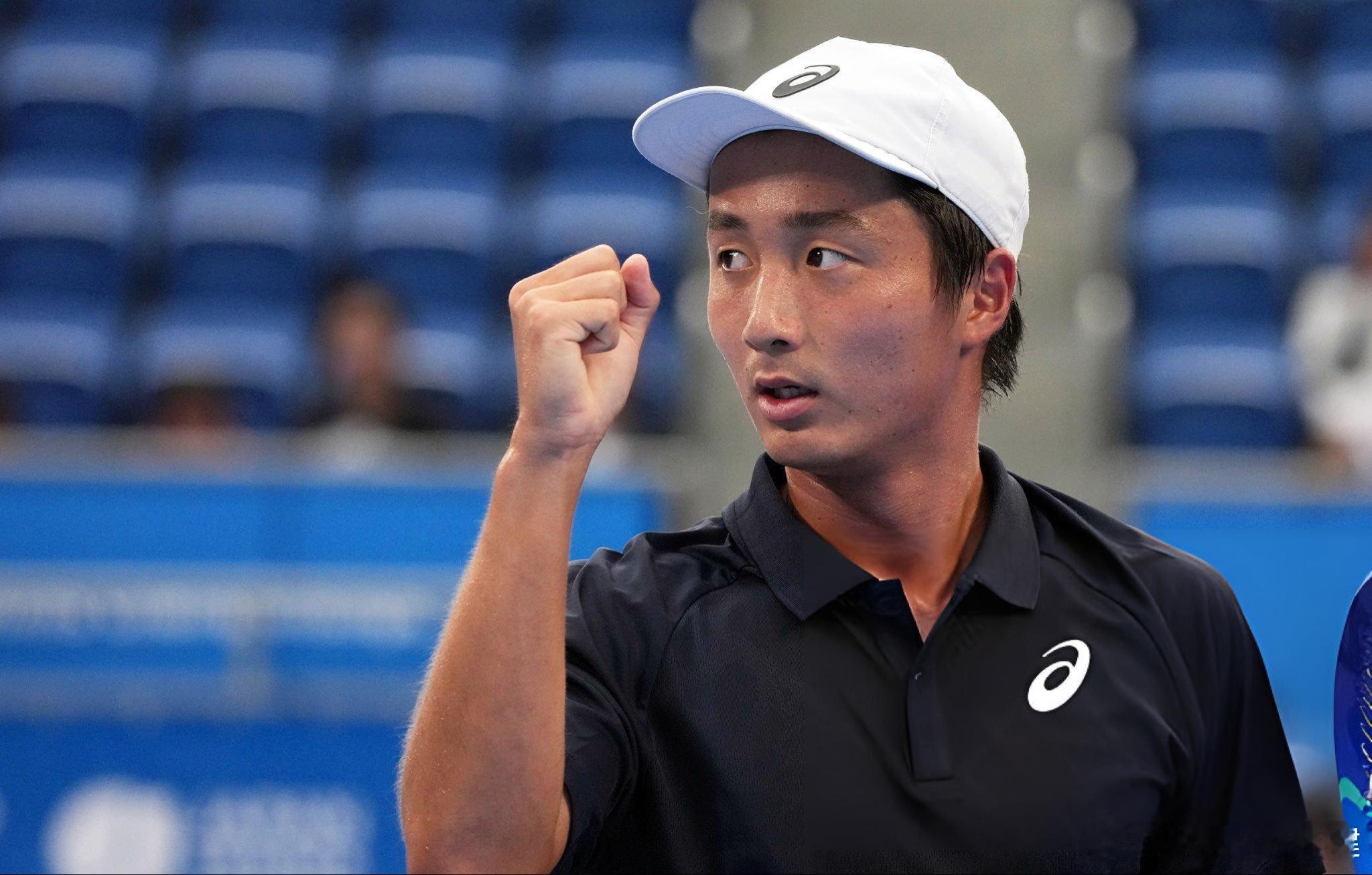 22岁的望月慎太郎下周将首进TOP100目前前100的亚洲球员：16、布勃利克9