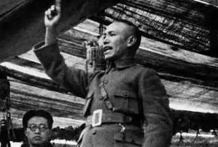 1935年，华克之刺杀蒋介石没能得手，反倒重伤汪精卫，蒋介石气急败坏，开出十万大