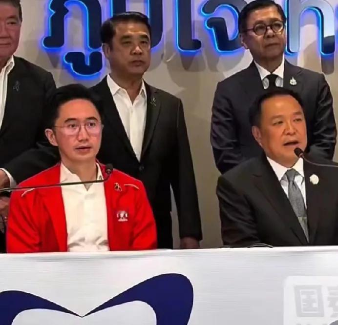 结局已定！为泰党再次牵手自豪泰党共同组阁，为泰党候选人约查南表示，两党摒弃前嫌，