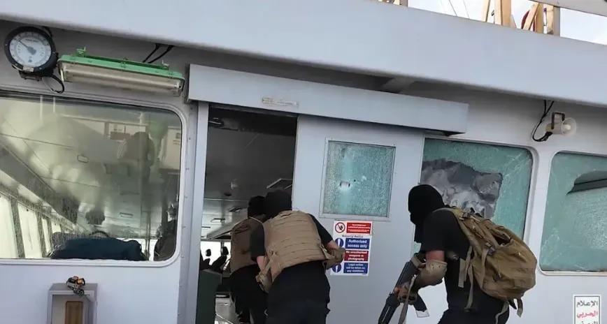 胡塞武装，其实非常精锐！从胡塞武装公开的炸沉“魔法海洋”号货轮的画面可以看到，