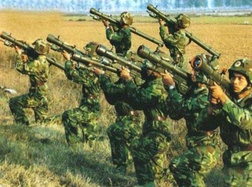 中国向伊朗出售肩扛式地对空导弹？美国CNN近日报道称，预计中国将向伊朗运送名为