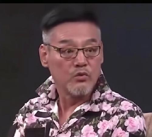 🌙巍子说：“张丰毅他不是正常人，我们的脉跳一般都是58~65，这算是非常好的脉