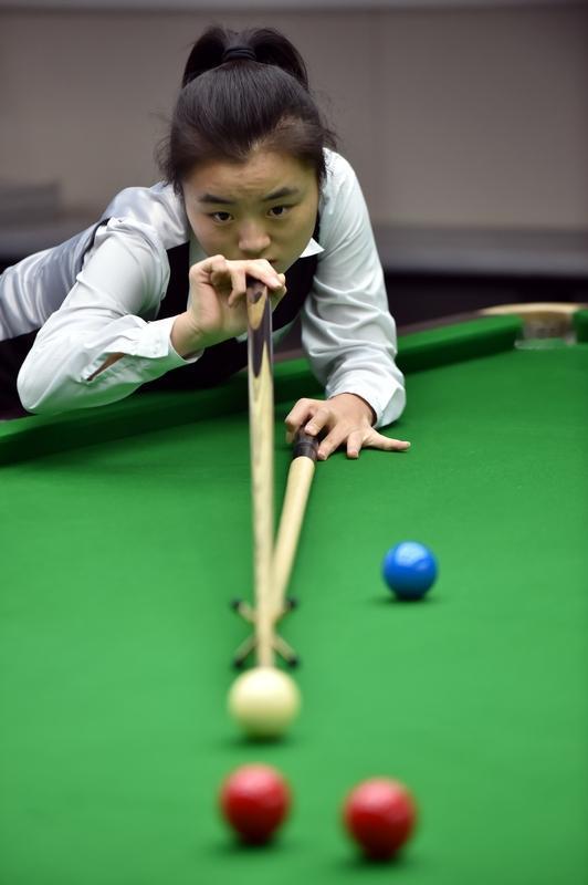白雨露又夺冠了！斯诺克曼谷女子公开赛白雨露战胜同胞吴安仪，夺取今年的第四个冠军！