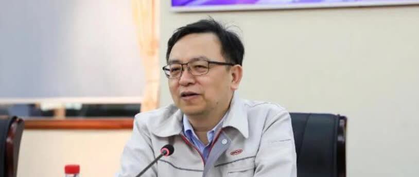 不用唯唯诺诺了！王传福的话已经应验，雷军也默不作声。销量出来以后！才知道谁在裸泳