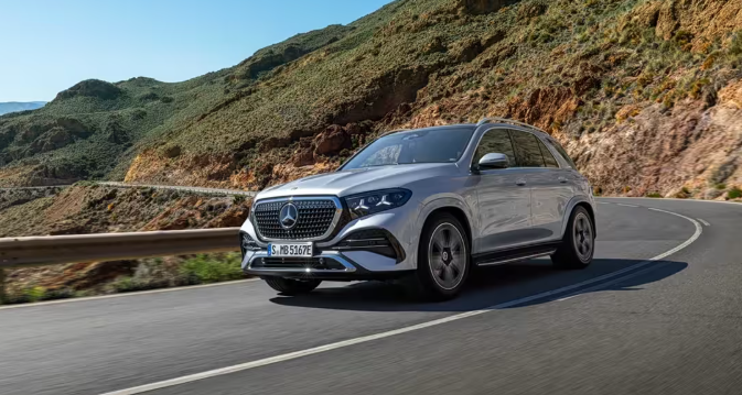 豪华SUV变聪明了，新一代奔驰GLEGLS在豪华SUV市场竞争愈发激烈的当下，