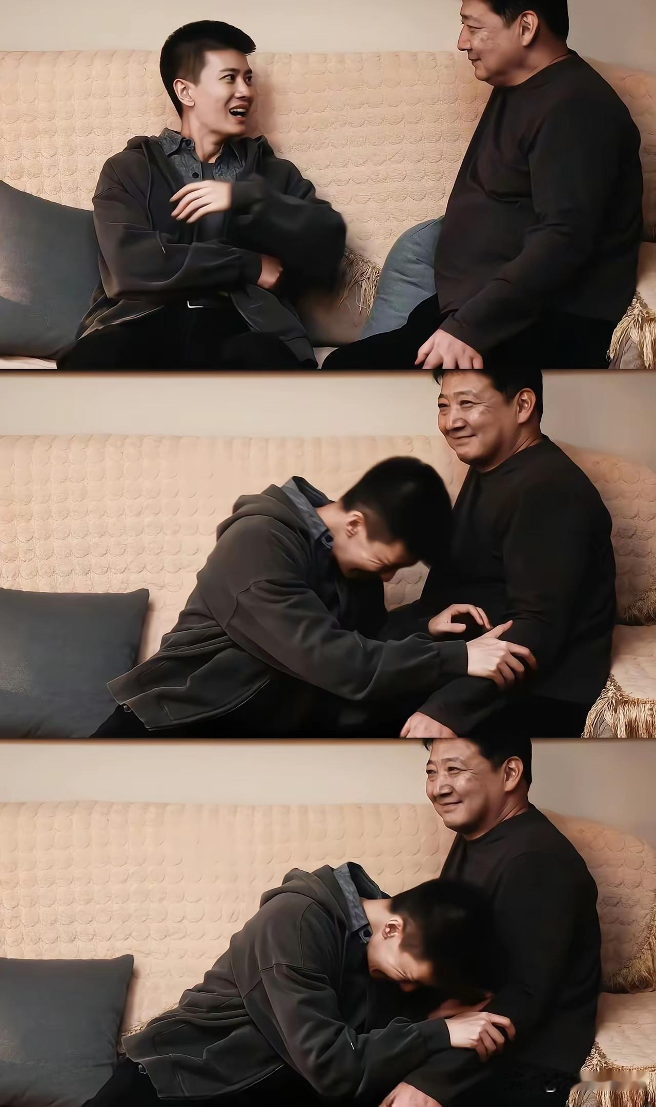 爱笑的男孩运气都不会太差嘉伦笑起来的样子真的好可爱啊