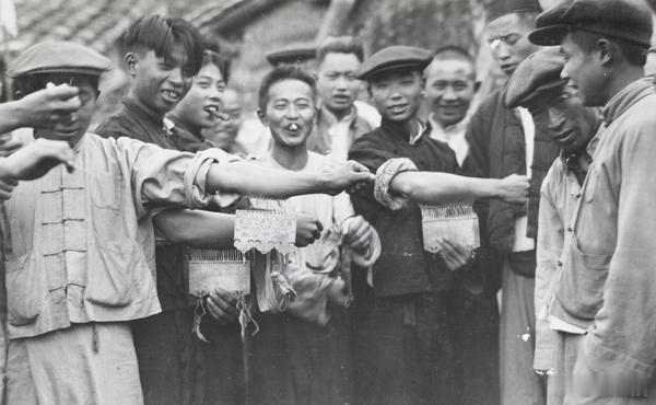 杂技表演，上海，1930年