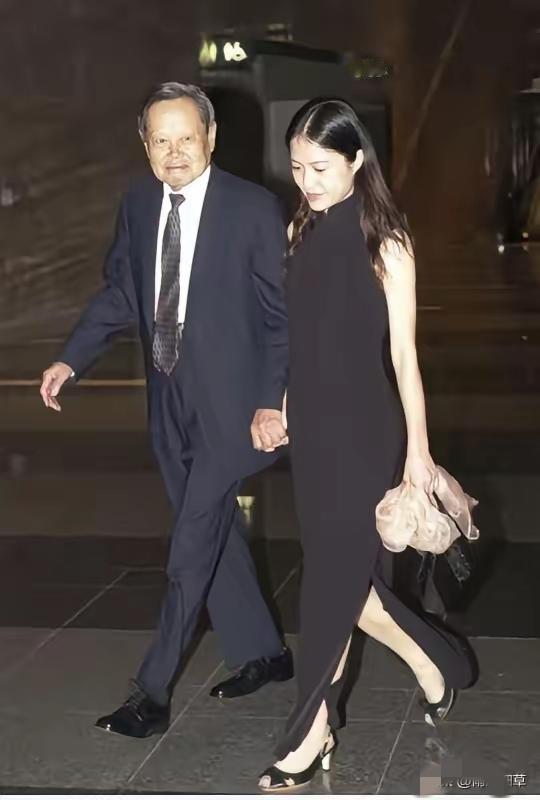 杨振宁这两点真的太颠覆认知了!一个顶尖物理学家,在国外待了大半辈子,80多岁讲普