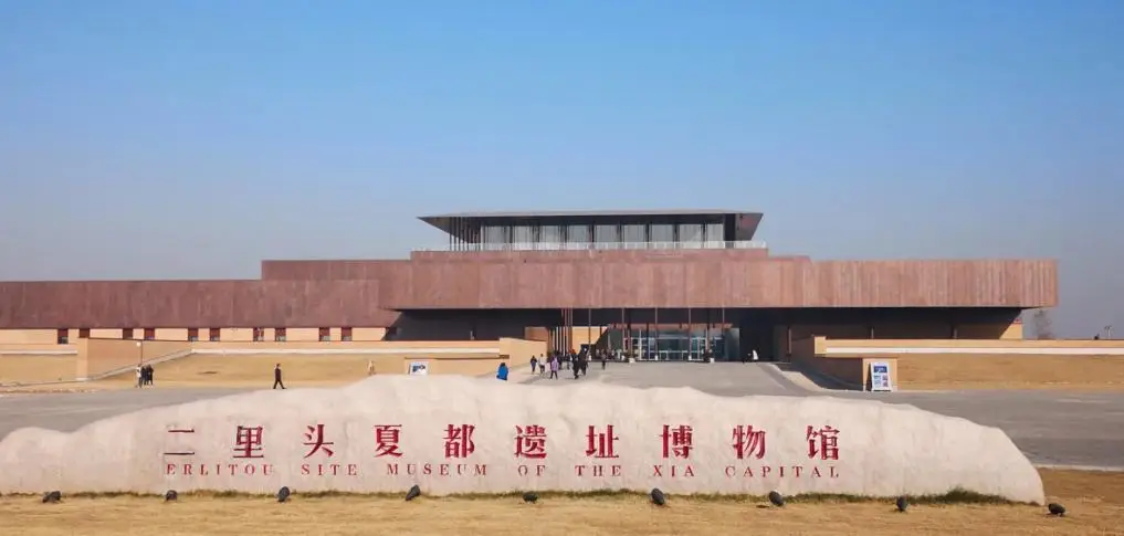 夏朝存在400年，为何却挖不到？考古显示：大禹建的不是夏朝