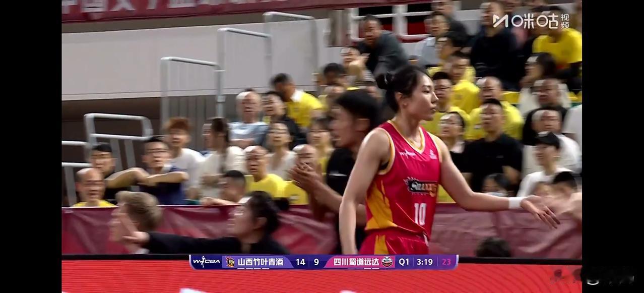 Wcba总决赛相当炸裂呀。特别是双方的外援都是世界顶级的，山西和四川的比赛打得非