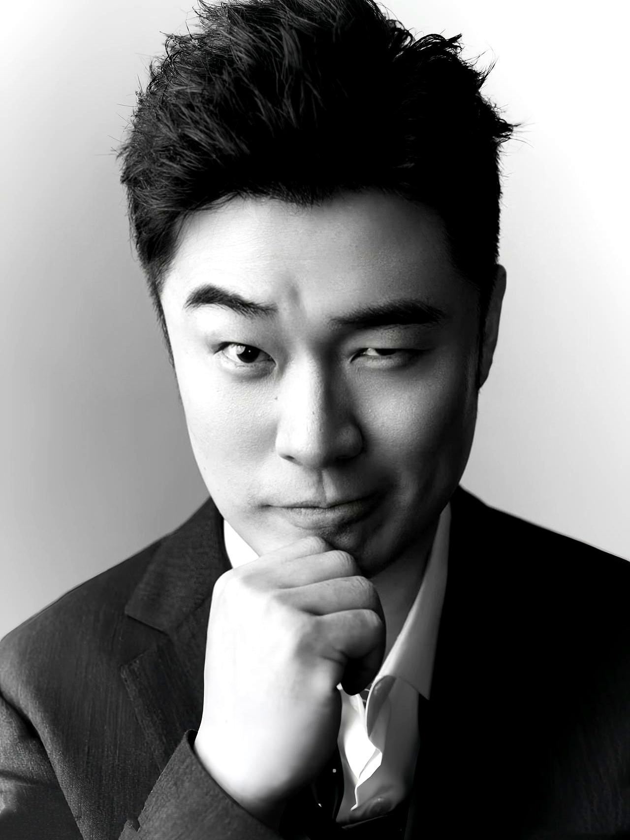 说实话，陈赫的演技和人品咱先放一边，但论搞钱眼光，娱乐圈真没几个人比他更“贼”了