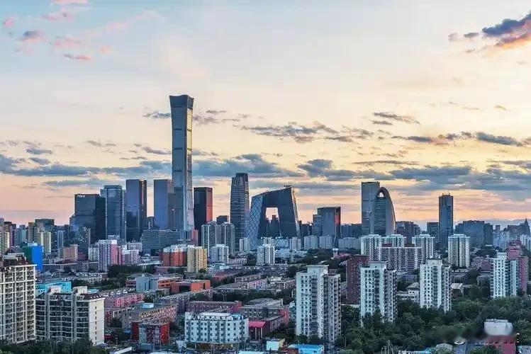 北京楼市开始离谱了！西城区德胜学区板块从17.8万变成13.1万作为北京顶