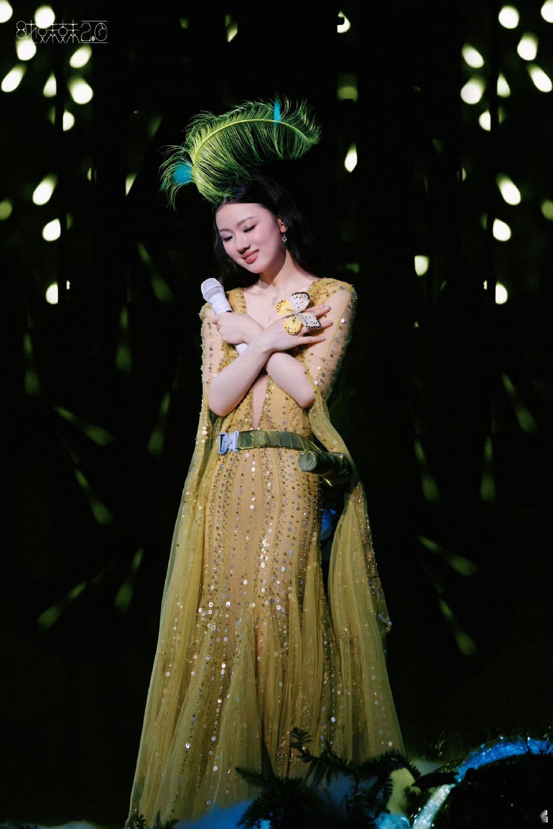 #单依纯#💜#正能量偶像单依纯#💜#单依纯年度最佳内地女歌手#💜#单依纯的生活画簿#失去的不再