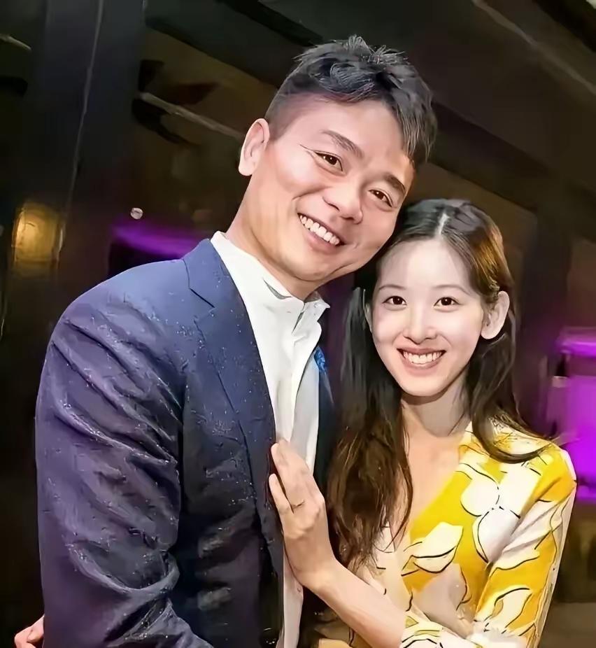 这个世界我最想不通的人，就是刘强东了，​他都快退休的人了，财富可以说是三辈子吃喝