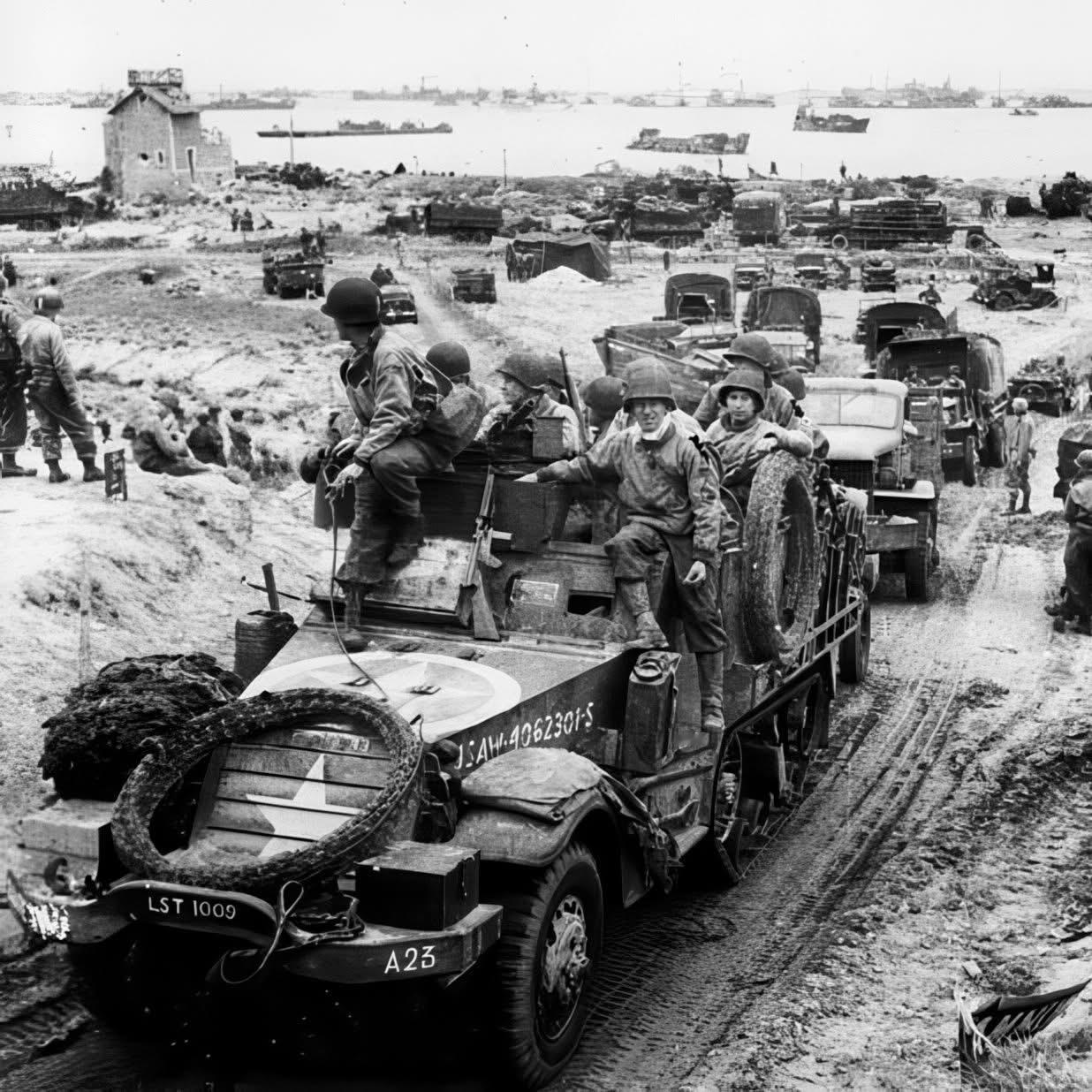 1944年法国诺曼底登陆战历史留影！二战欧洲战场各国作战部队军事装备是真的先进啊