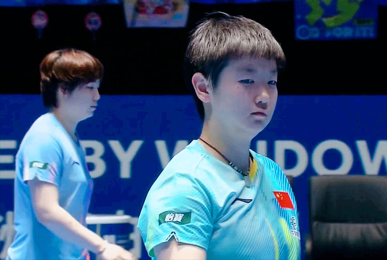 蒯曼为什么10:6拿到第三局？前两局两人打成了1:1，第三局孙颖莎继续