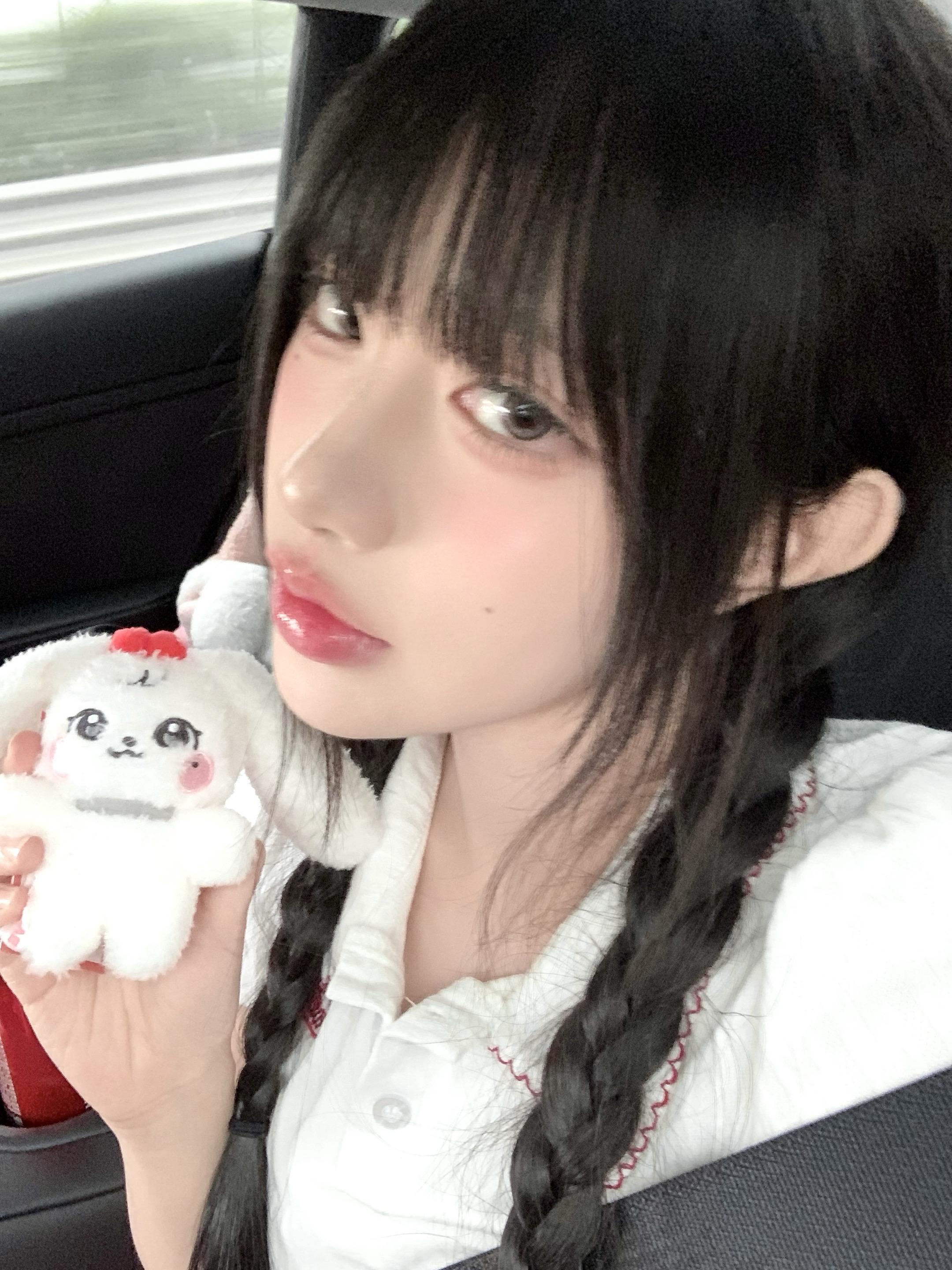发生什么事 天知道🐰。