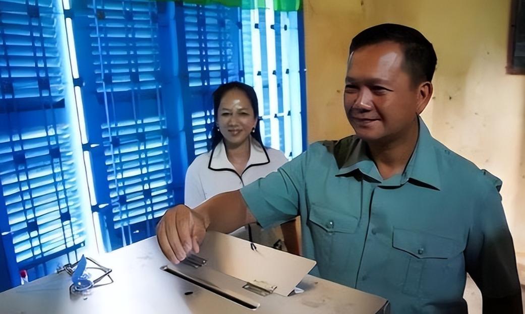 就在刚刚柬埔寨居然服软了但泰国一点面子都不给！ 12月24日媒体报道，柬