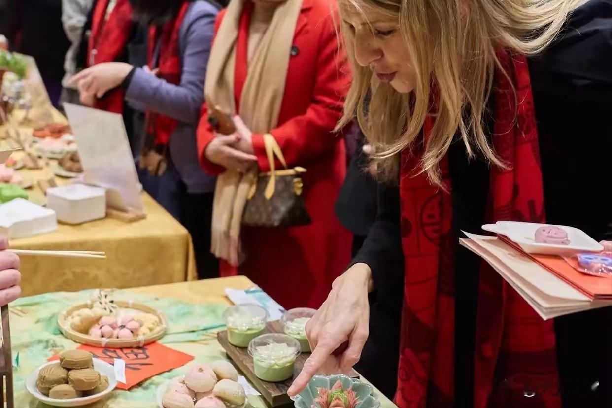 为什么中国春节不能用“LunarNewYear”？Lunar指的是月亮