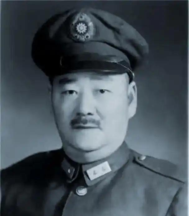 1950年3月，躲在香港的国民党上将刘峙，在得知老蒋复职后，发去贺电，老蒋看到电