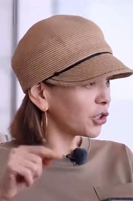 没听说过一句话说：男人就像食堂里的饭菜，虽然难吃，可是你去晚了就没了。