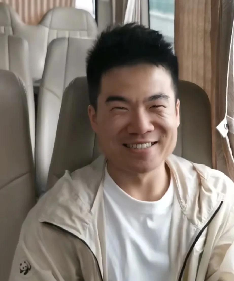 老俞最大的错误我个人认为是没有尊重事实，而是一厢情愿的相信了他的那位小兄弟拍的马