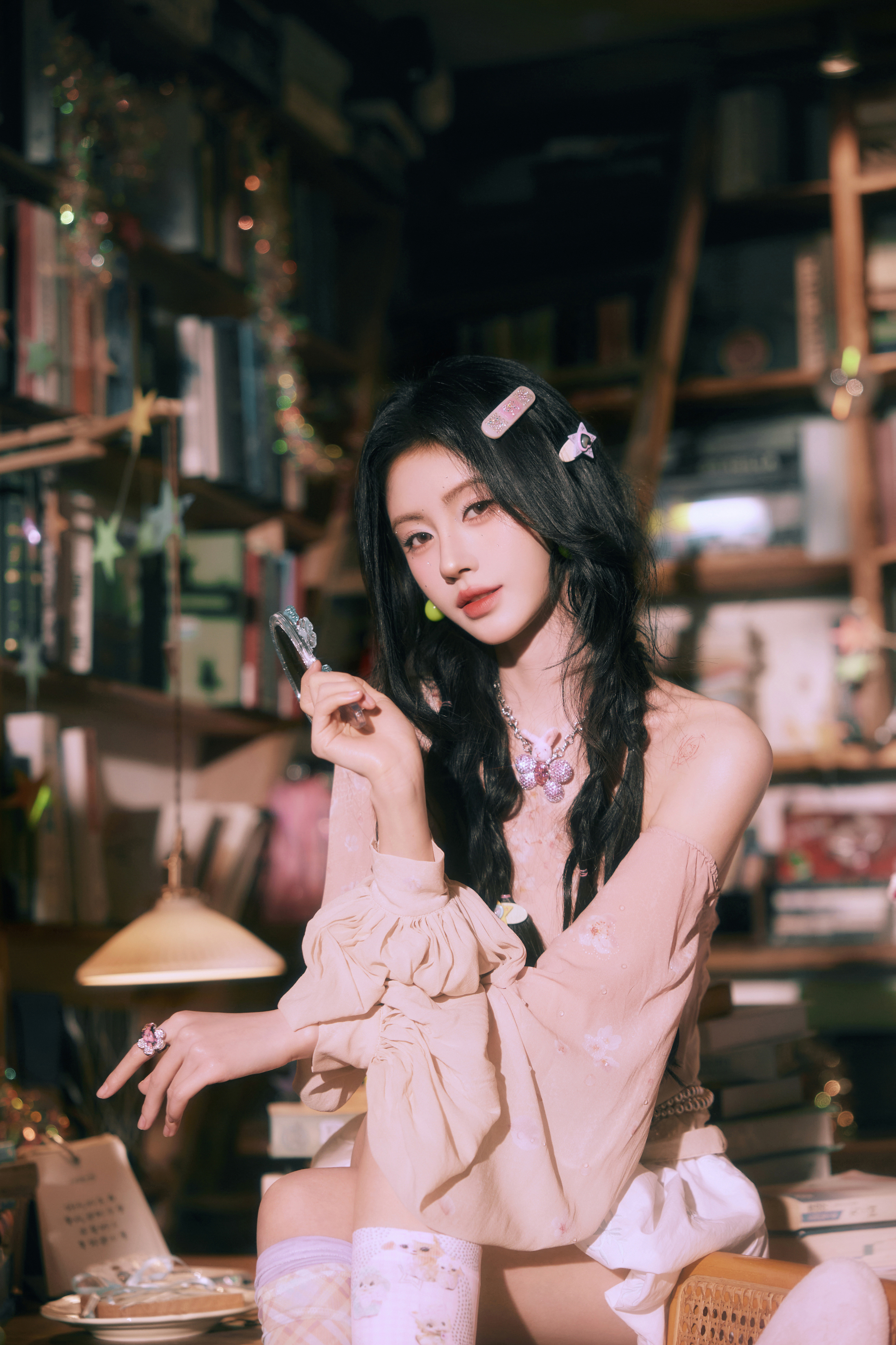 鞠婧祎差点忘了我也是个甜妹鞠婧祎珍珠腰链