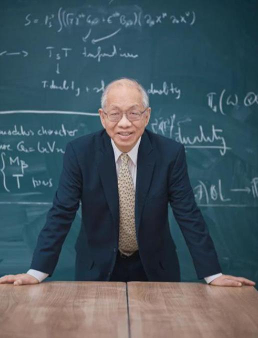 “遮羞布被扯掉了！”美籍华裔数学家丘成桐曾表示：中国的数学水平比美国落后了8
