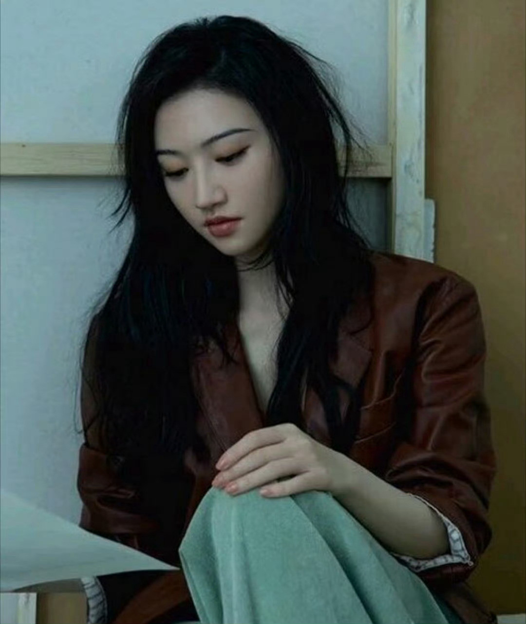 景甜的时尚衣橱：不同场合造型超吸睛​​​