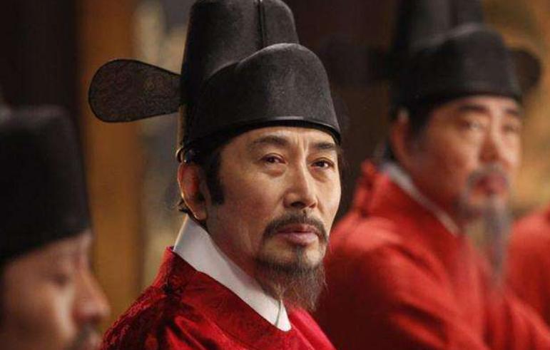 1425年，明仁宗朱高炽突发恶疾，临终前愤愤不平地说：“李时勉羞辱我！”他的儿子