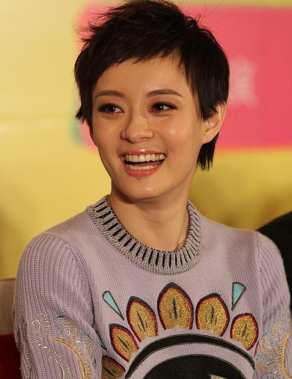 演员孙俪说当年我在《甄嬛传》剧组我跟陈建斌拍第一场戏，拍完以后他就问了我一句话