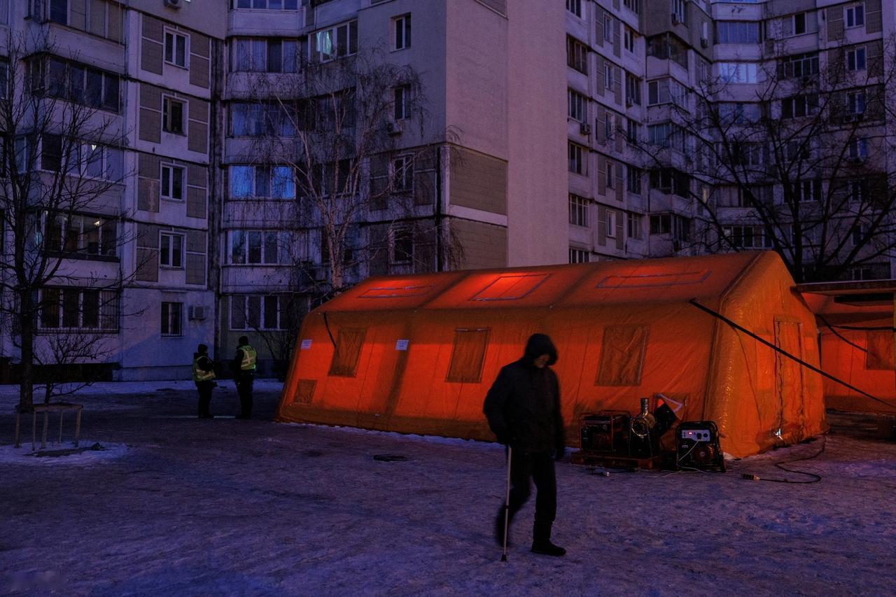 乌克兰这次真被炸惨了！1月21日凌晨，乌克兰的切尔尼戈夫州、苏梅州、扎波罗热州