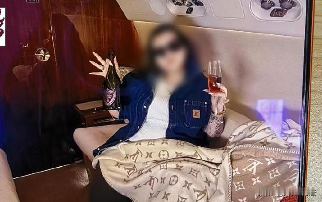 上海，刘女士被好闺蜜骗取1300万，这位好友黄某成功骗到钱之后，就拿着这1300