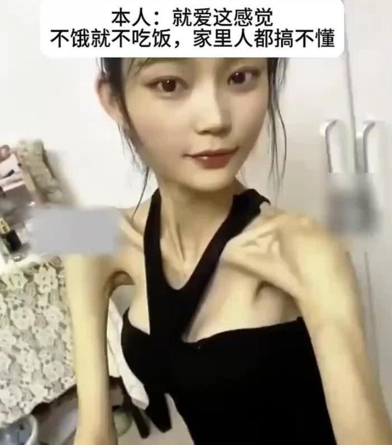 太寒心！某地一名女子嫌自己太胖，铁了心减肥，连续两个月三顿饭几乎只吃蔬菜、鱼肉和