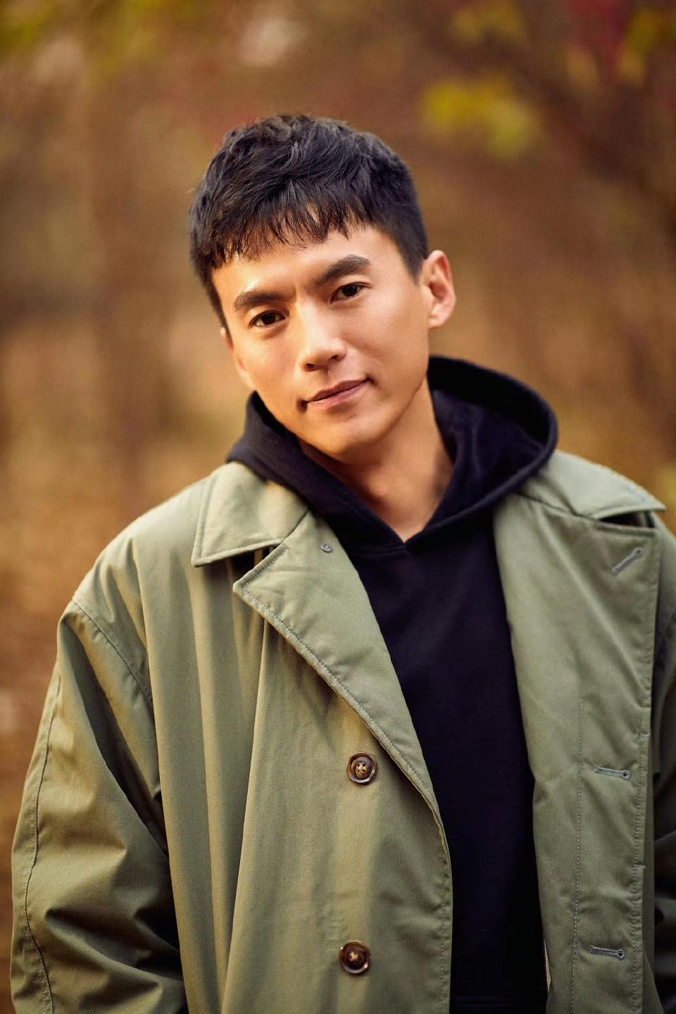 宋宁峰承认出轨！张婉婷置顶恩爱照看懵全网4月1日上午，宋宁峰出轨风波闹得沸