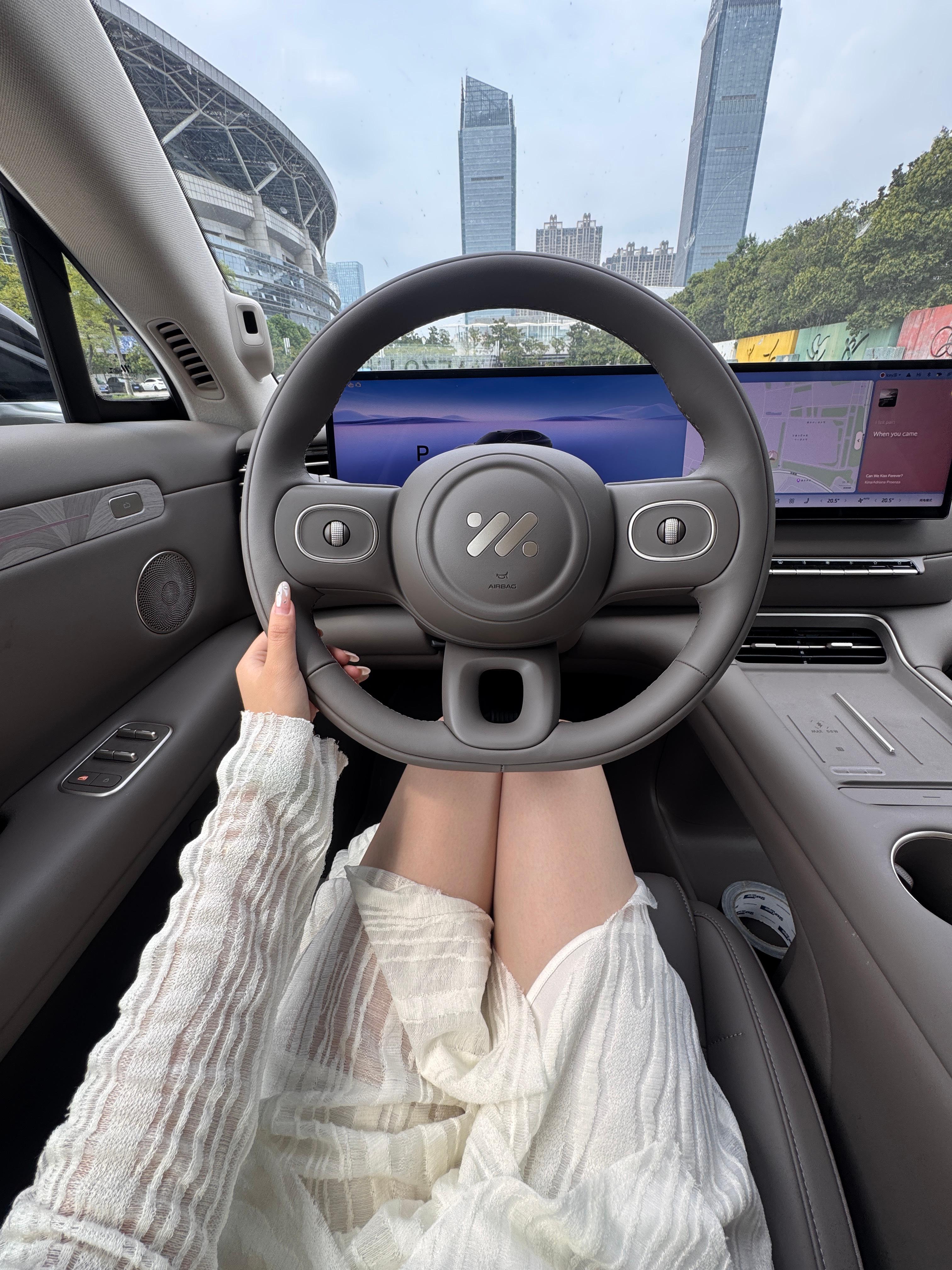 干活我们今天拍智己LS6🚗​​​