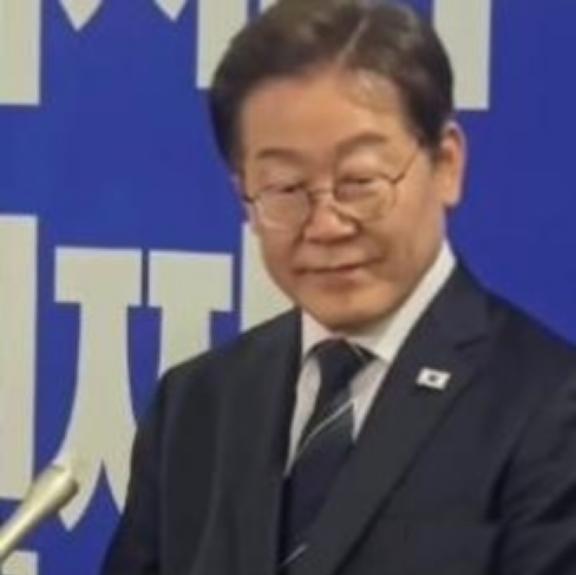外媒曾经问韩国总统李在明：若中国武统台湾，你会不会出手？李在明当时没往坑里跳。他