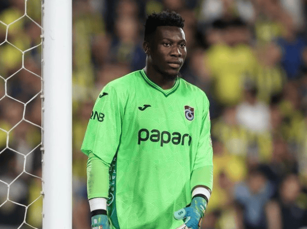 iNews: 若曼联选的新帅要门将脚下出球, 奥纳纳仍期待回归