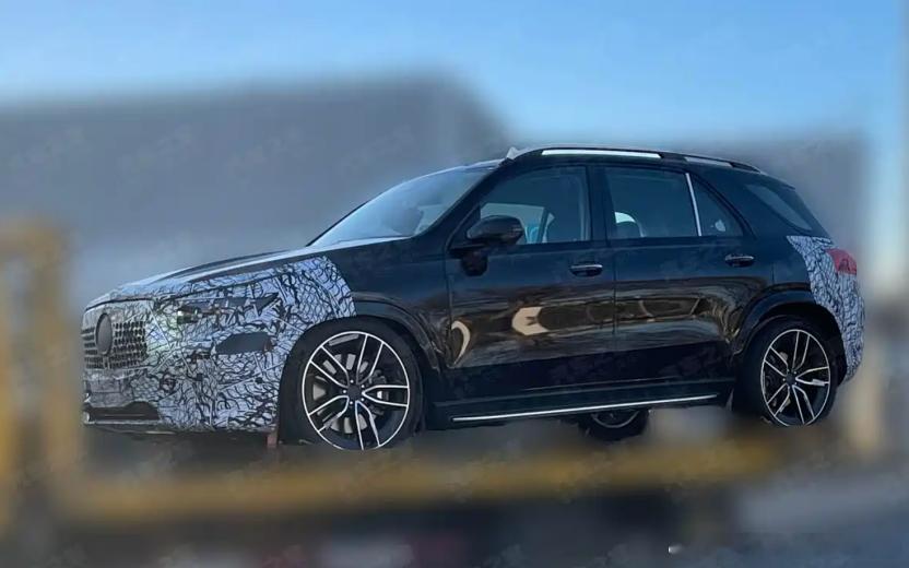 保证原汁原味？国产奔驰GLE谍照曝光。最近，一组国产奔驰GLE的谍照被曝光。从照