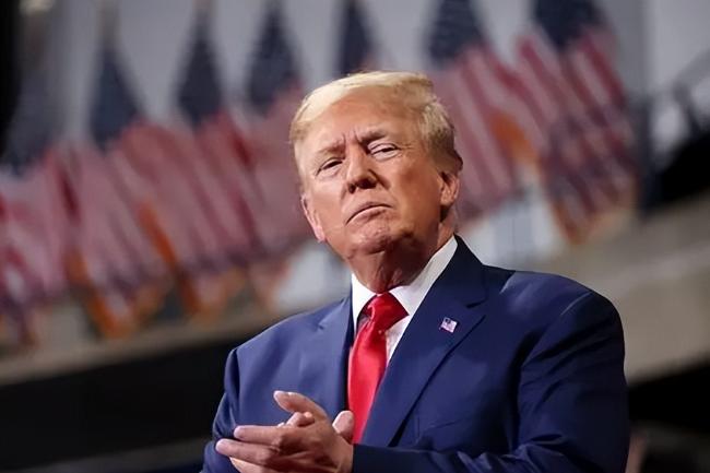 印度这操作真是把“自欺欺人”玩到了新高度,花天价买的阵风战机实战中被揍下来不说,